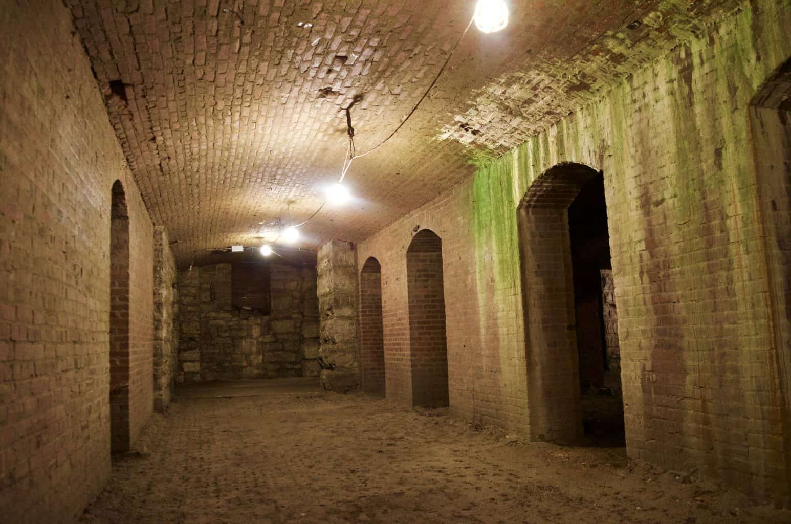stenen catacomben tunnel onder Indianapolis, Indiana