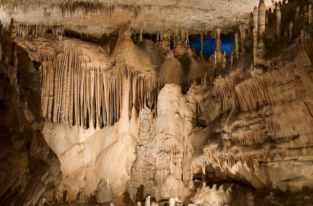 incredible cave formations in Marengo