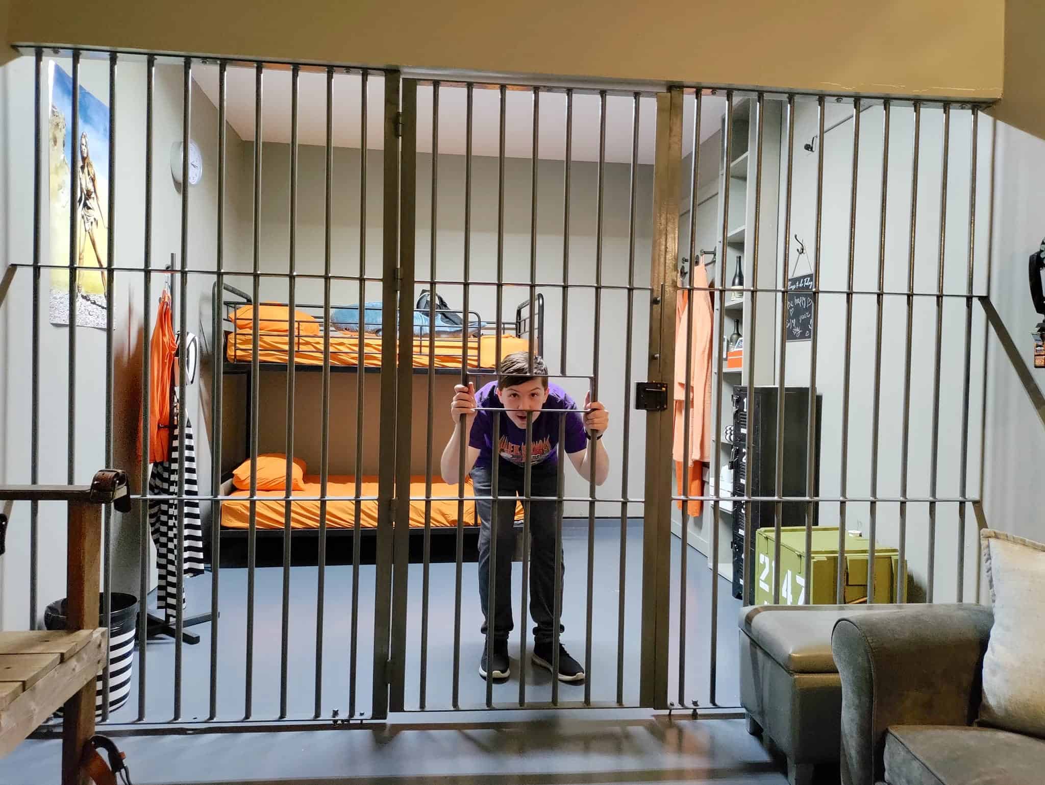 jail cell airbnb houston